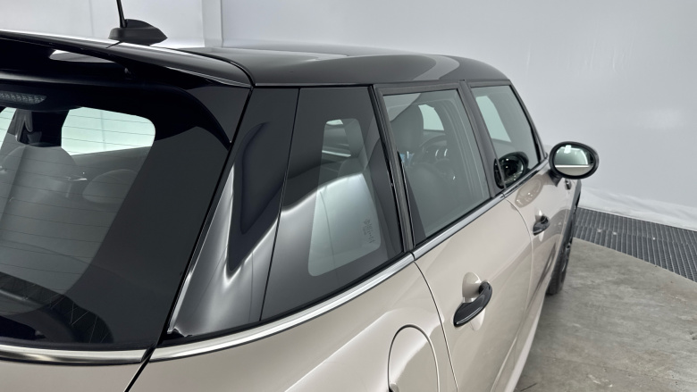 MINI Hatchback 1.5 Cooper Sport 5dr Auto Petrol Hatchback